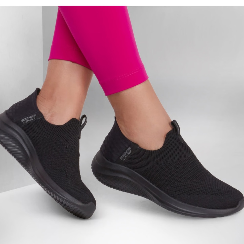Skechers Women’s Black Slip-Ins Sneakers